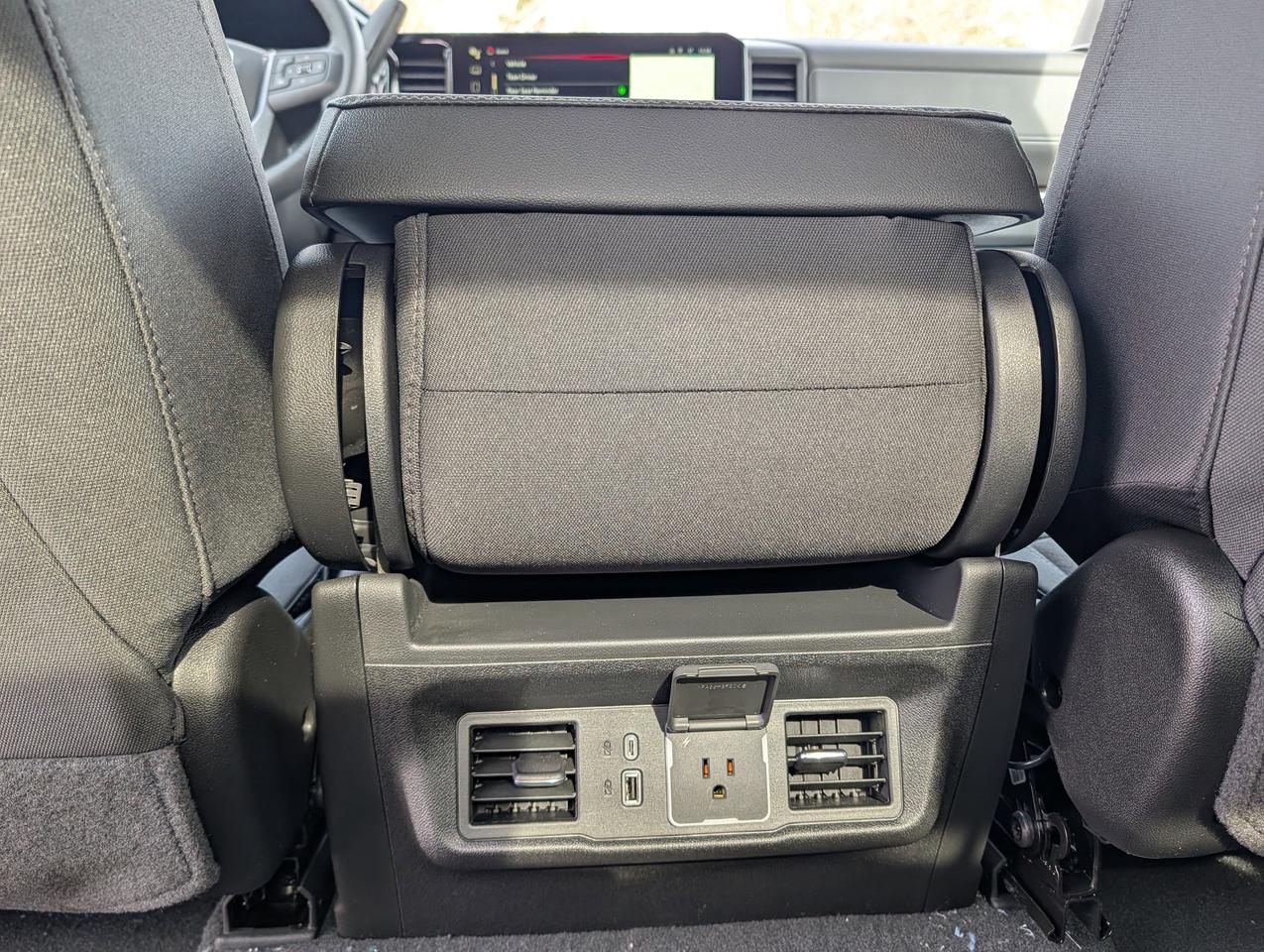 2026 GMC Sierra 3500HD SLE Photo