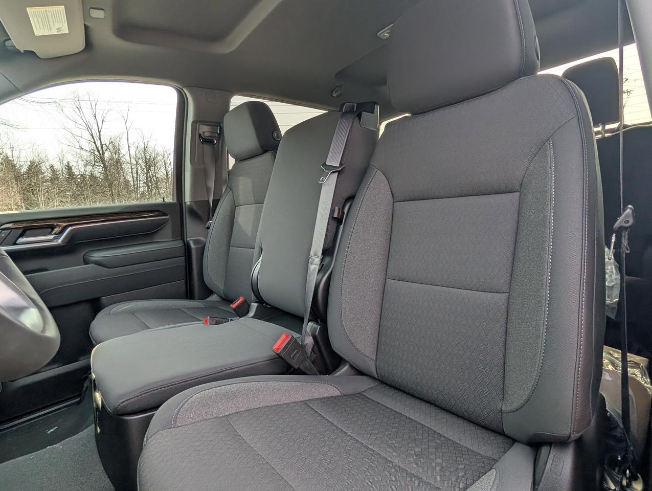 2026 GMC Sierra 3500HD SLE Photo