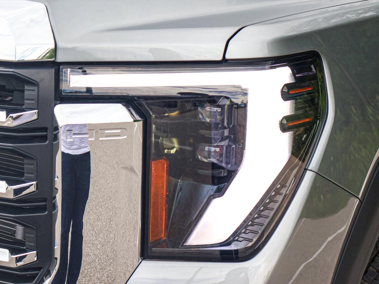 2026 GMC Sierra 3500HD SLE Photo