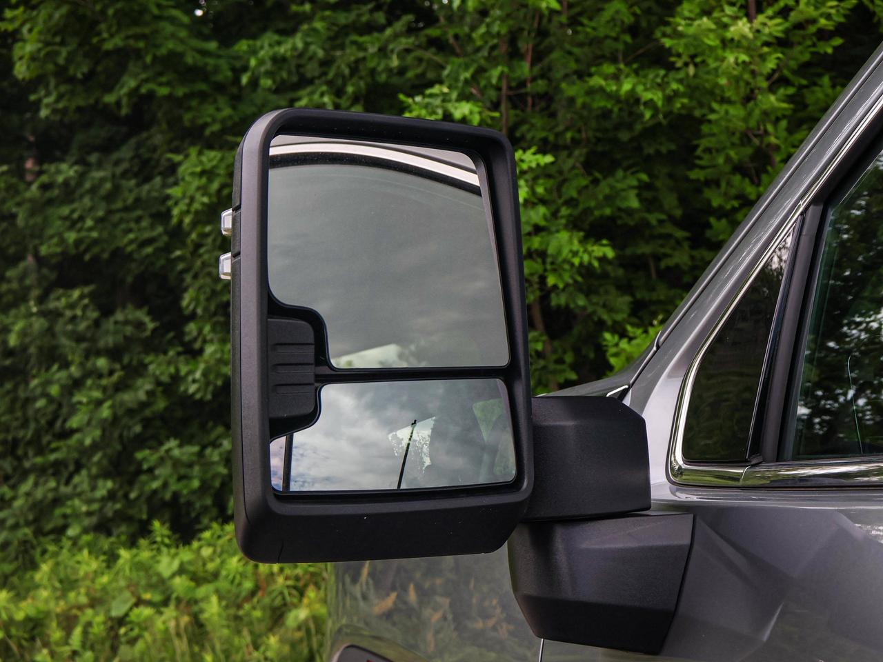 2026 GMC Sierra 3500HD SLE Photo