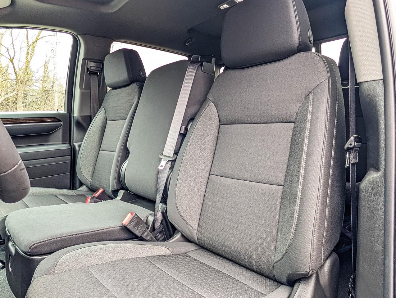 2026 GMC Sierra 1500 SLE Photo