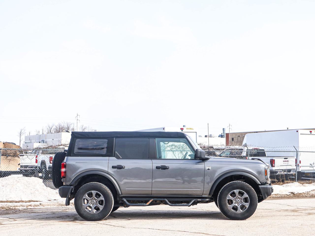 2022 Ford Bronco Big Bend Photo2