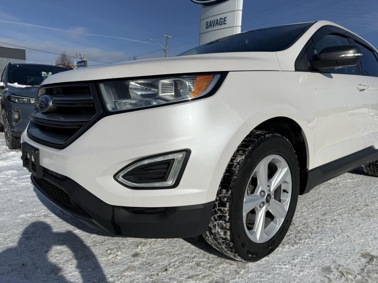 2018 Ford Edge SEL AWD Photo