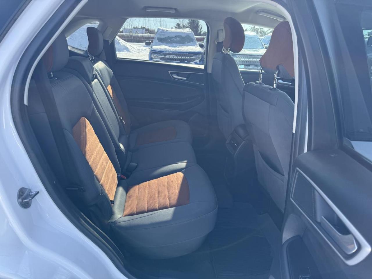 2018 Ford Edge SEL AWD Photo