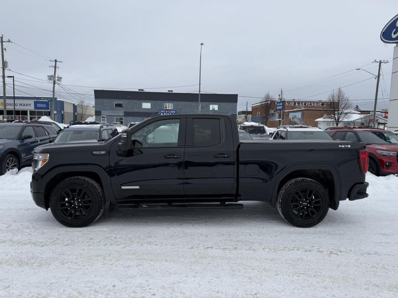 2020 GMC Sierra 1500 4WD Double Cab 147" Elevation Photo