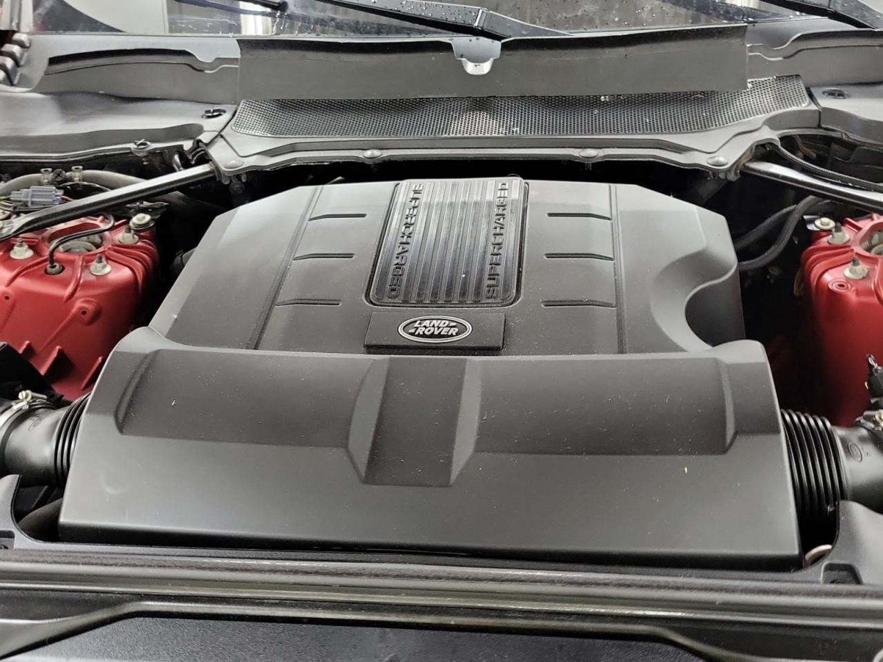 2017 Land Rover Discovery HSE LUXURY Photo