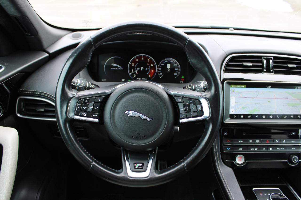 2017 Jaguar F-PACE 35t R-Sport Photo