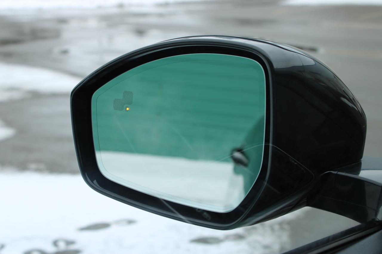 2017 Jaguar F-PACE 35t R-Sport Photo