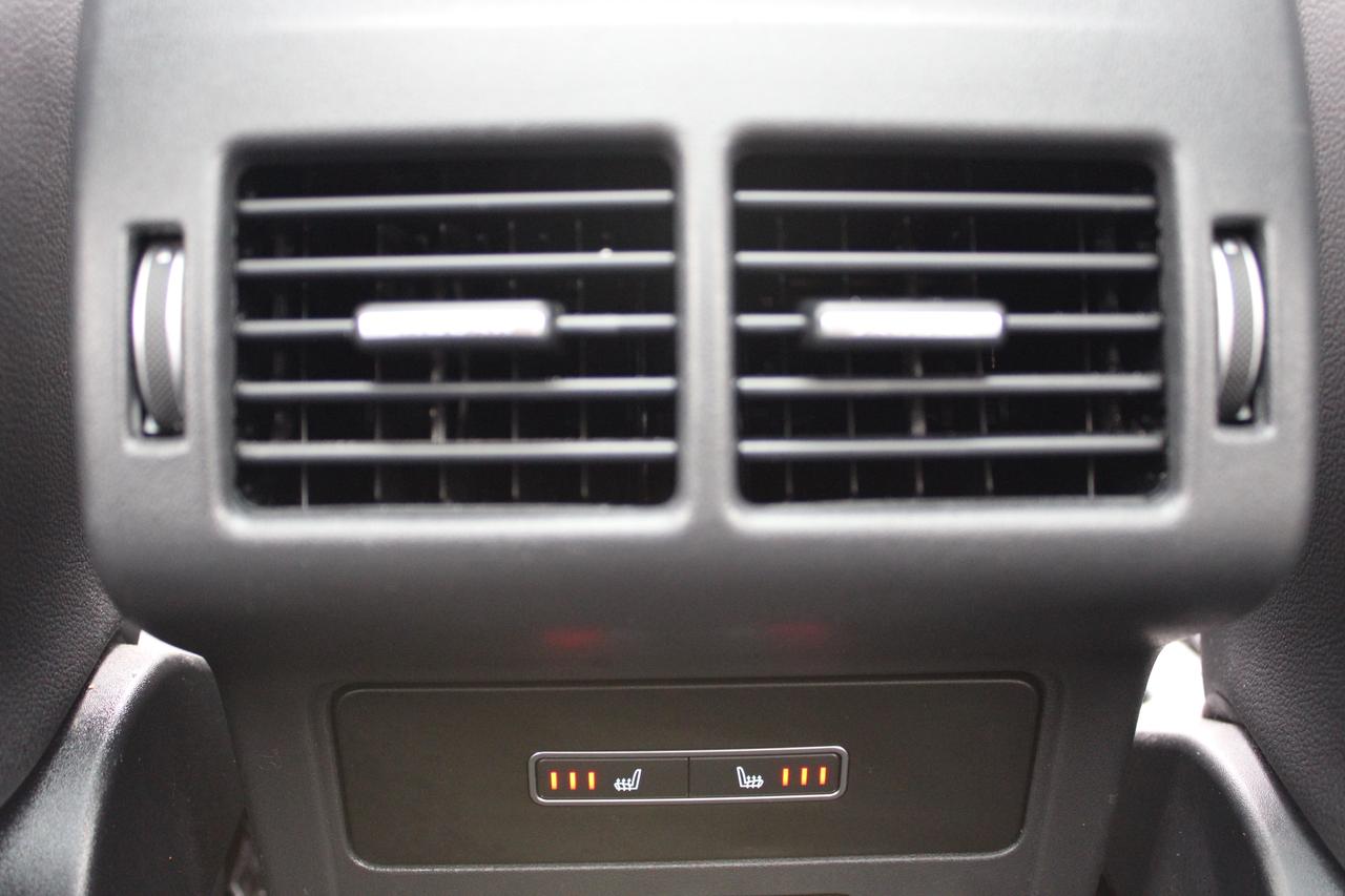 2017 Jaguar F-PACE 35t R-Sport Photo