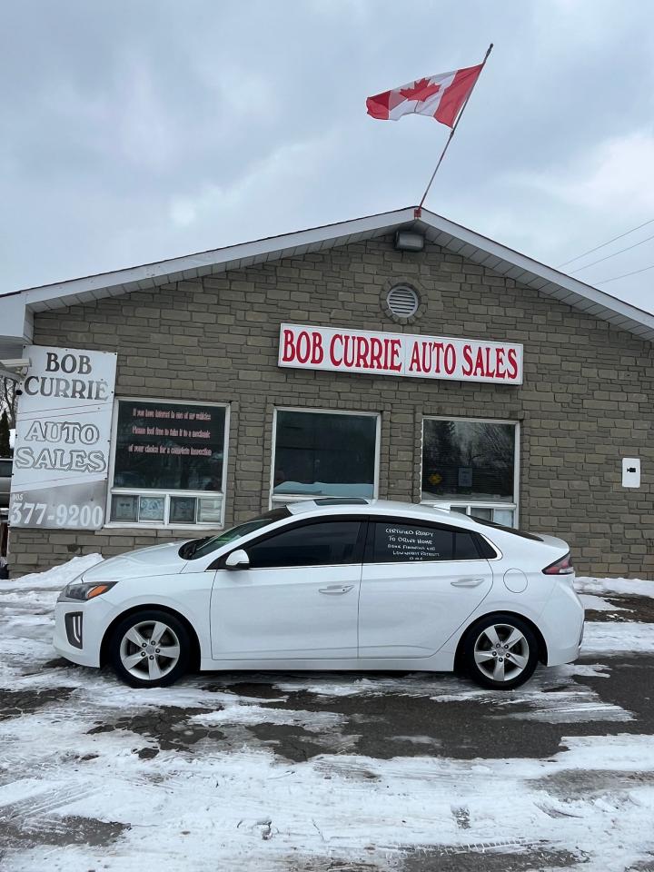 2021 Hyundai IONIQ Limited Hybrid Photo