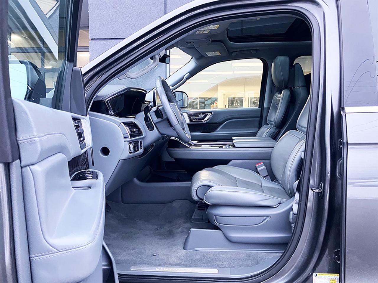 2018 Lincoln Navigator L |LONG WHEEL BASE|NAVI|DUAL DVD|360 CAM|PANOROOF Photo