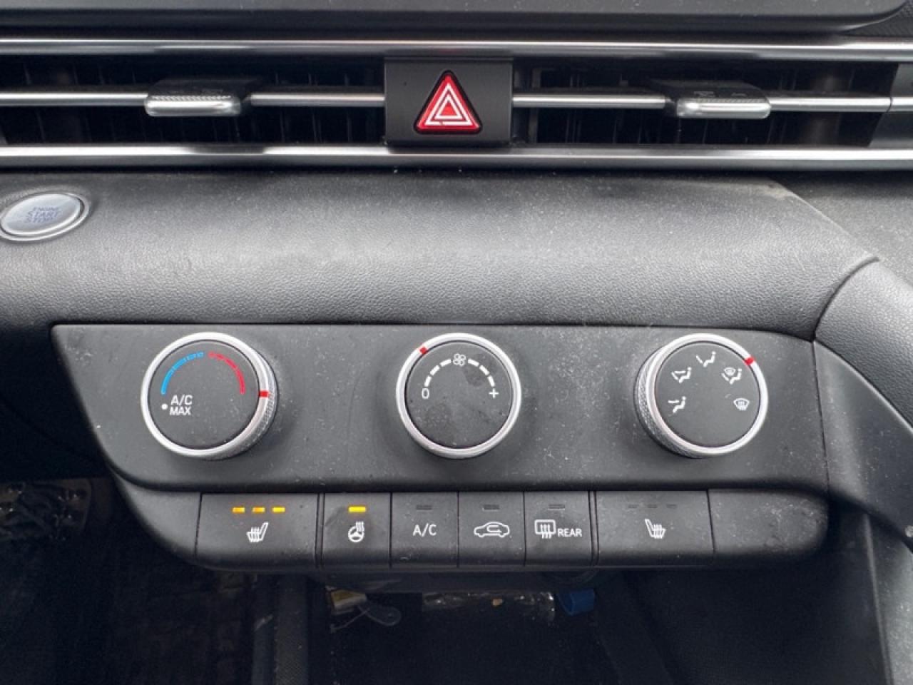 2022 Hyundai Elantra Preferred  -  Heated Seats Photo