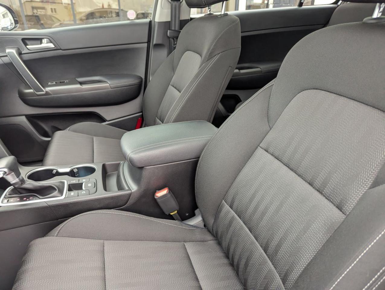 2021 Kia Sportage EX S WITH PANARAMIC SUNROOF!! Photo