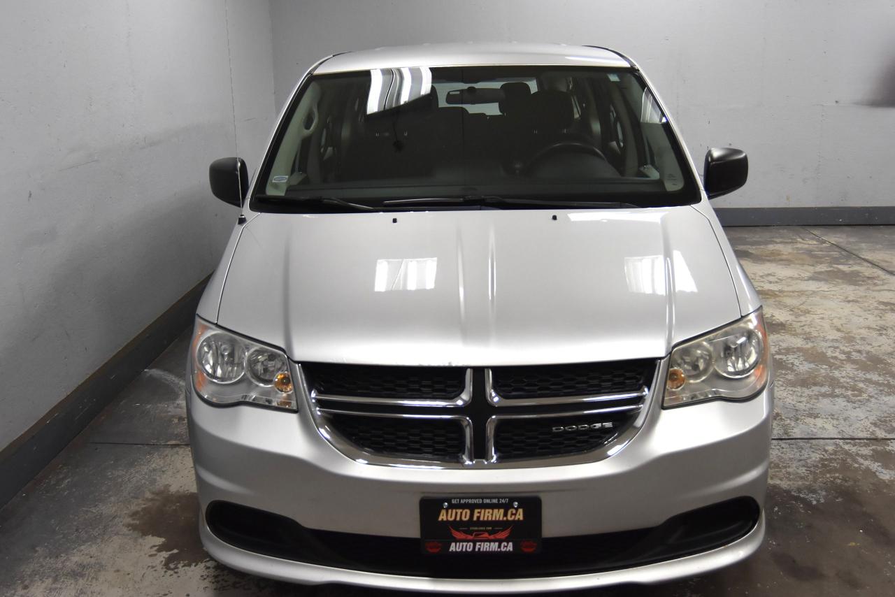 2011 Dodge Grand Caravan SE Photo