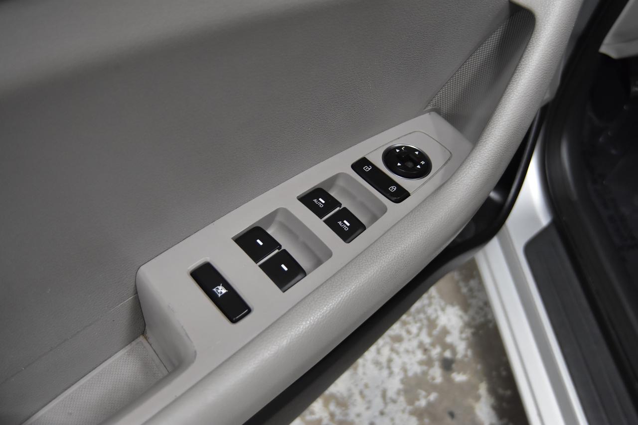 2015 Hyundai Sonata 4dr Sdn Auto Photo