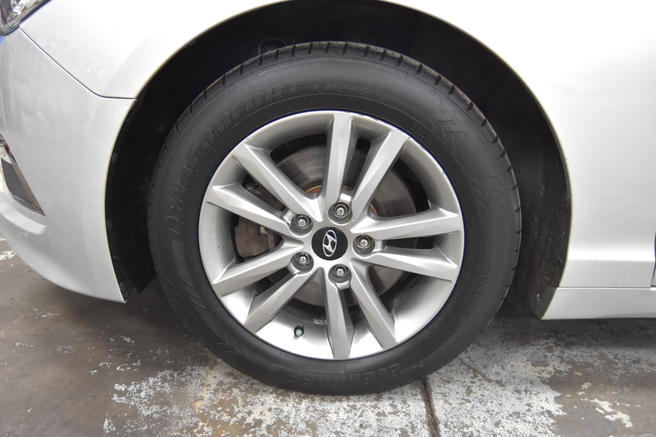 2015 Hyundai Sonata 4dr Sdn Auto Photo