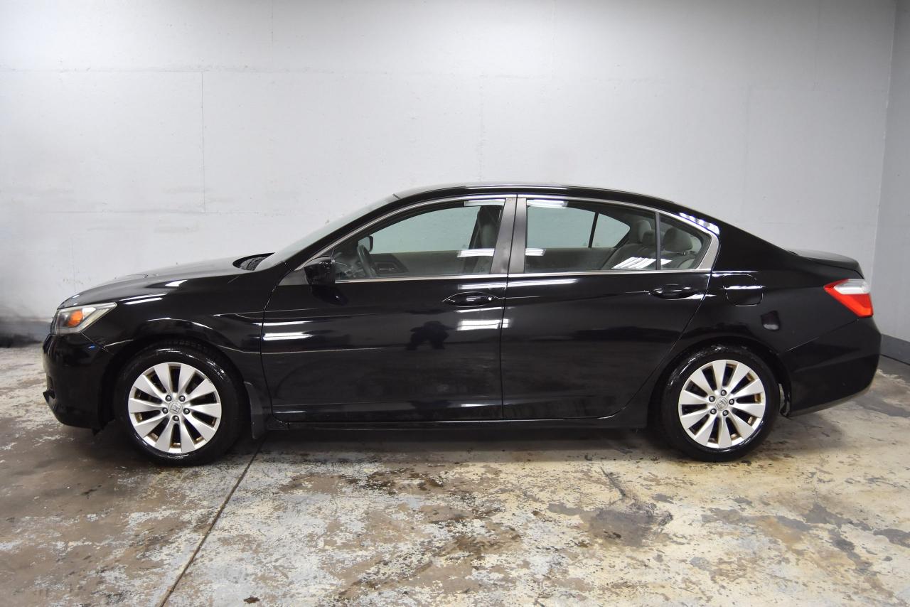 2013 Honda Accord 4dr I4 Man LX Photo2