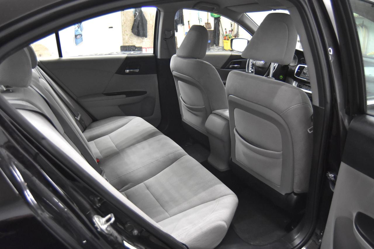 2013 Honda Accord 4dr I4 Man LX Photo