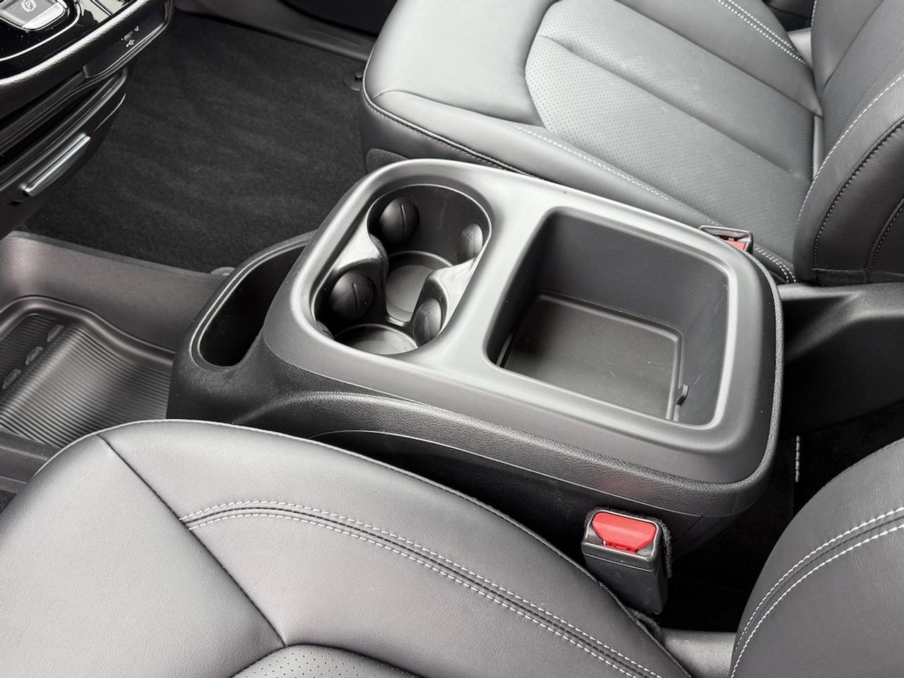 2026 Dodge Grand Caravan SXT Photo