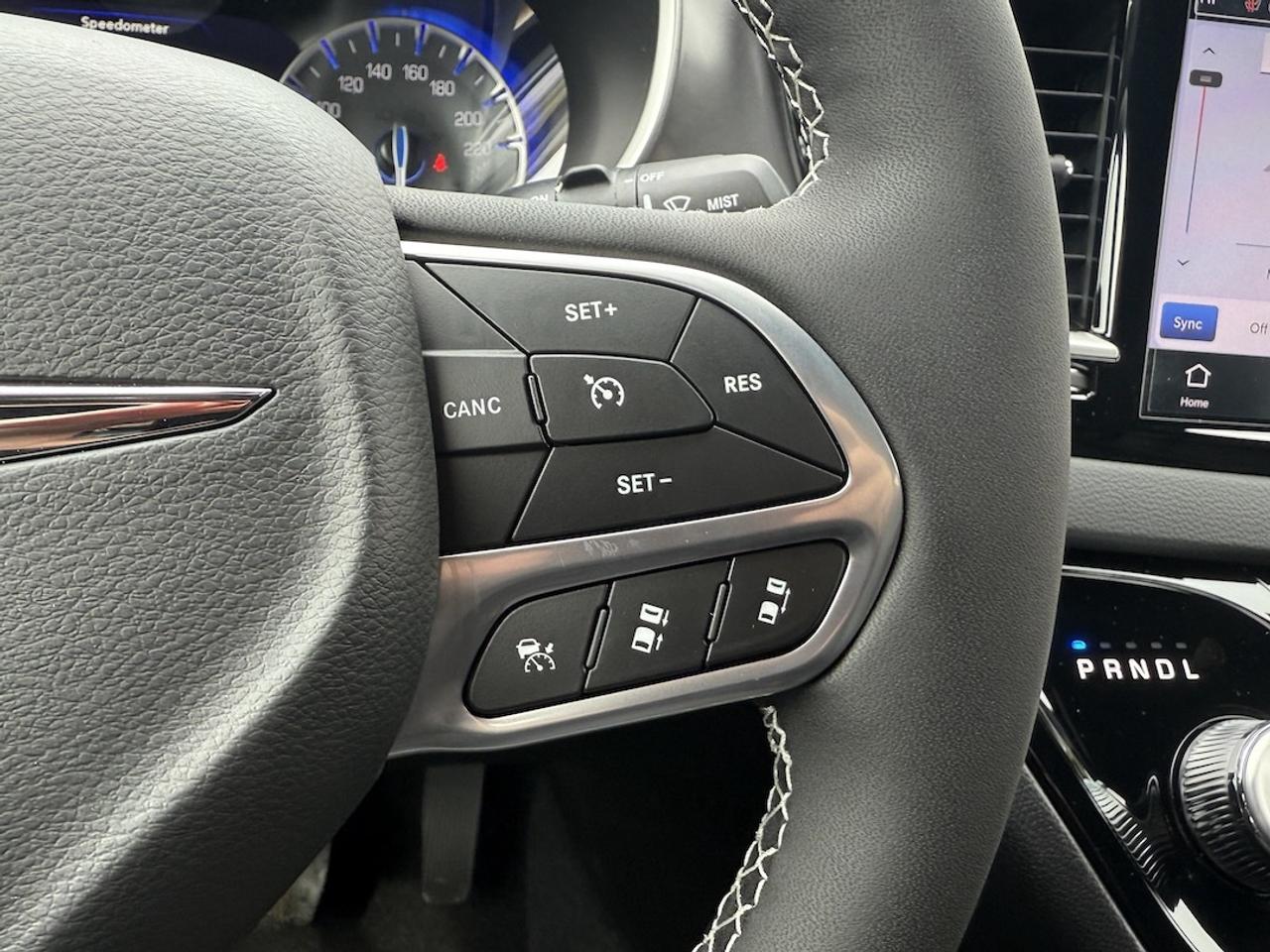 2026 Dodge Grand Caravan SXT Photo