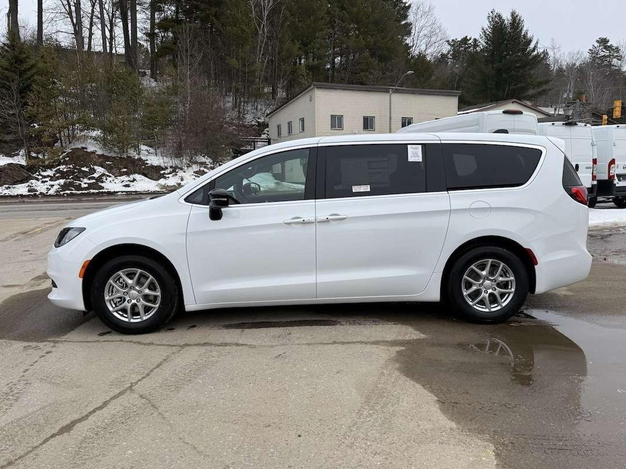 2026 Dodge Grand Caravan SXT Photo