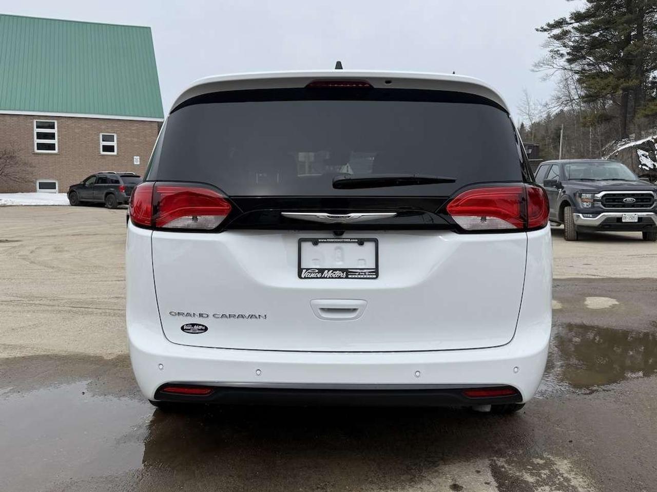 2026 Dodge Grand Caravan SXT Photo
