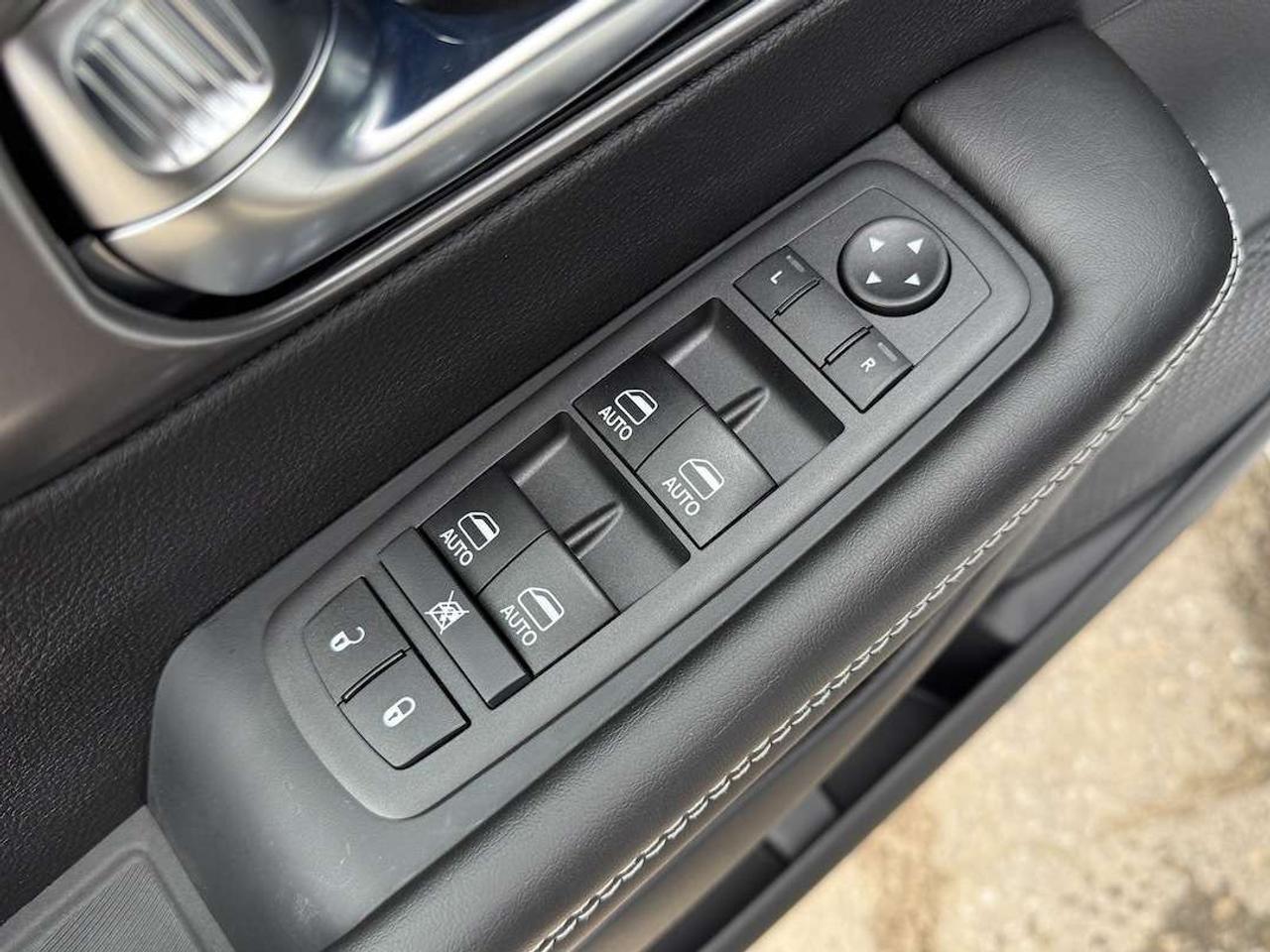 2026 Dodge Grand Caravan SXT Photo