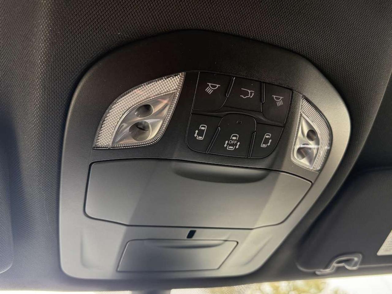 2026 Dodge Grand Caravan SXT Photo