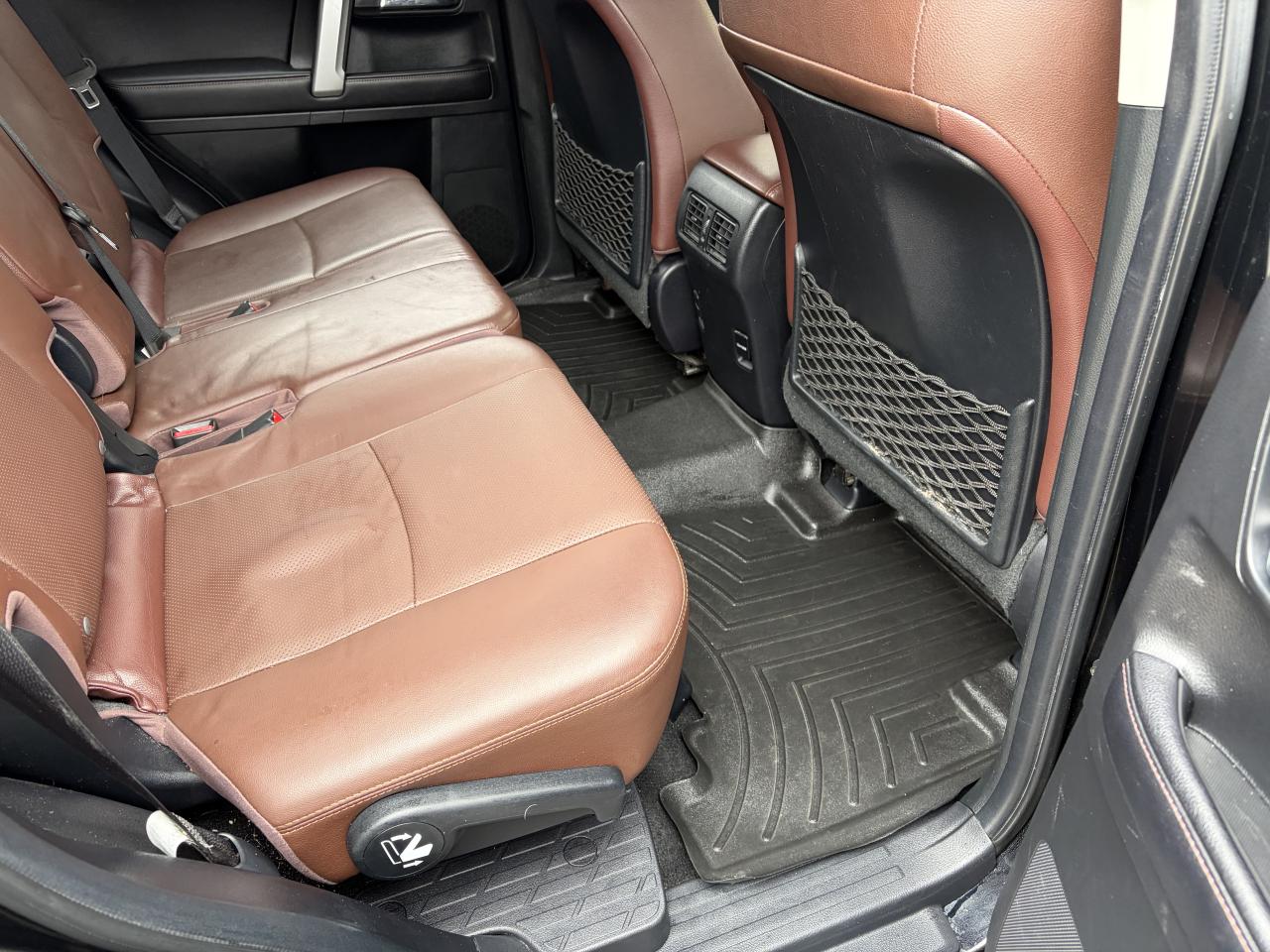 2017 Toyota 4Runner Limited SR5 Photo