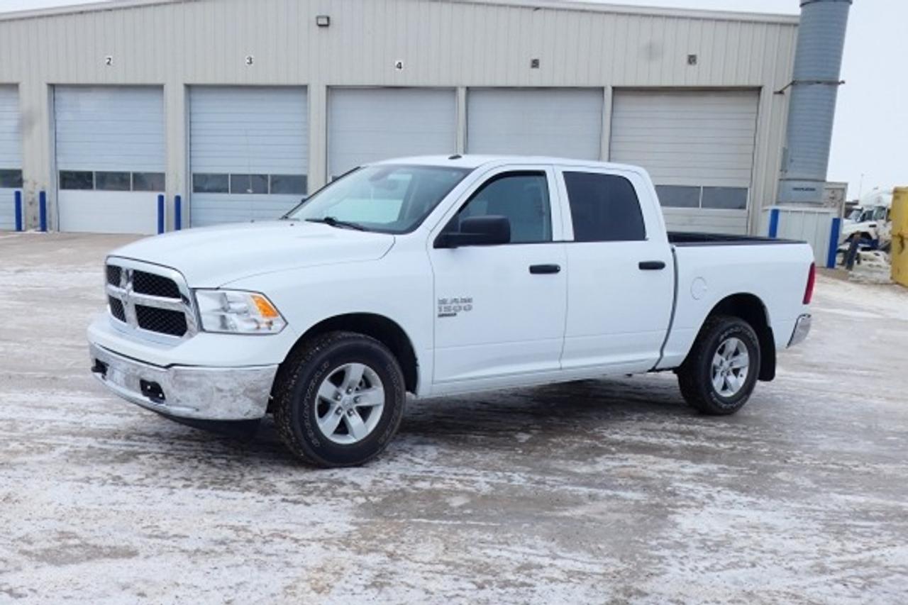 2023 Dodge Ram 1500 Classic SLT 4x4 Crew 5'7" Box w/Power cloth, BUC - Photo #1