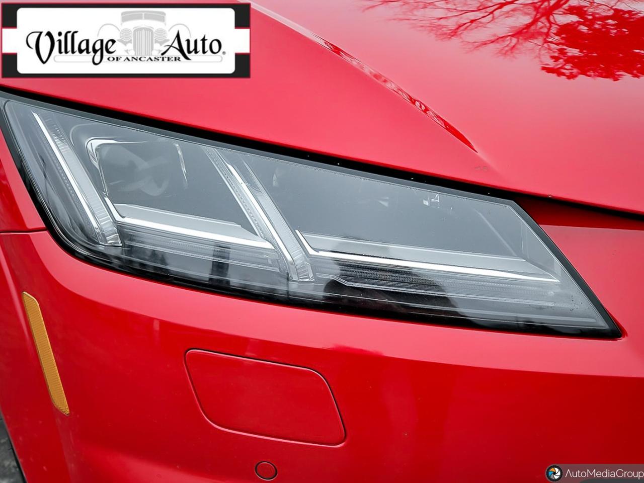 2018 Audi Q3 2.0 TFSI quattro Progressiv Tiptronic - Photo #2