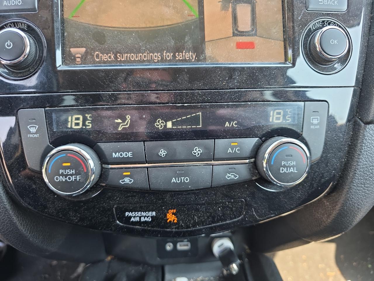 13606604