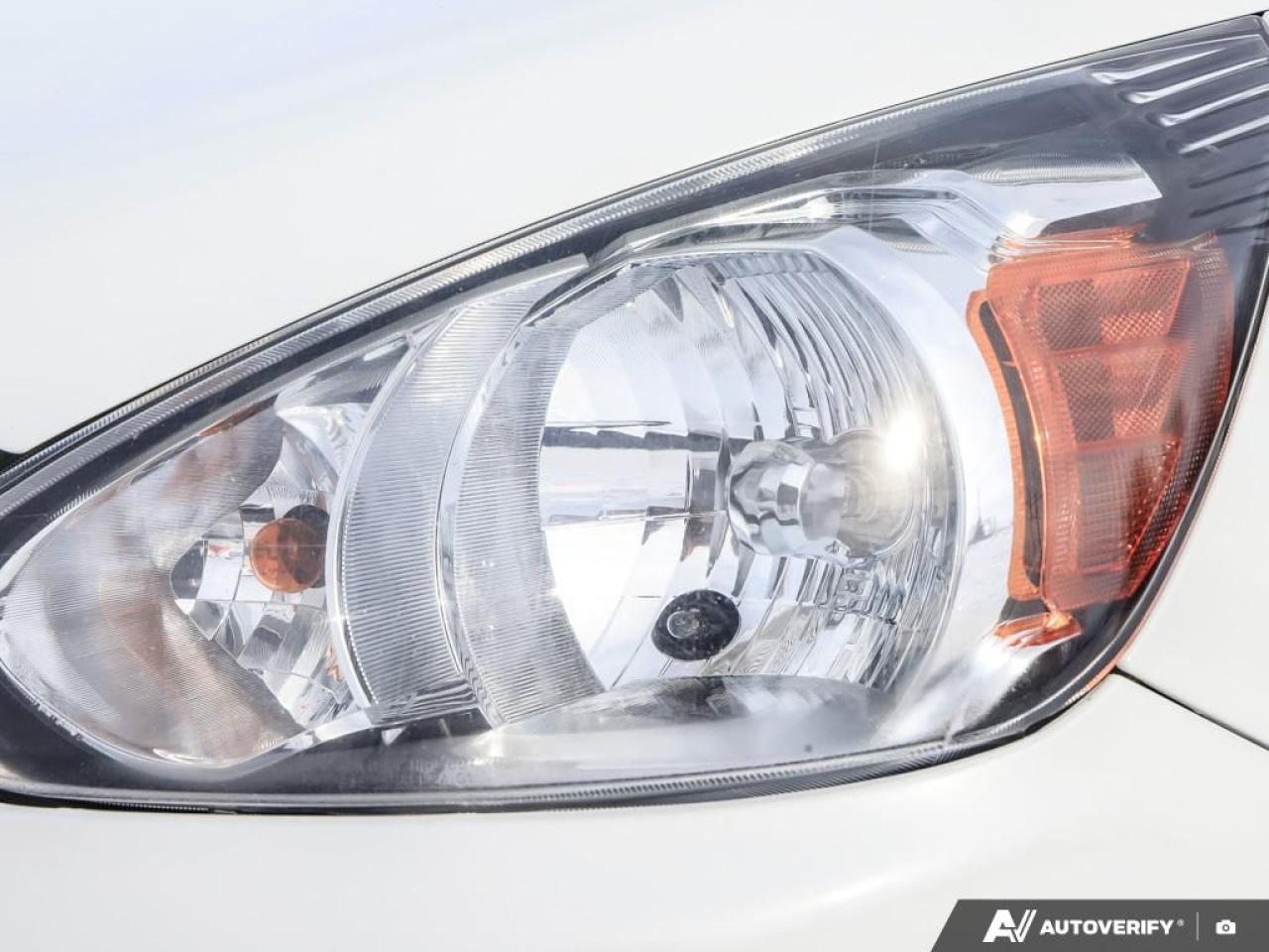 2020 Mitsubishi Mirage ES CVT, LOW KM'S, REARVIEW CAMERA, BLUETOOTH, USB Photo