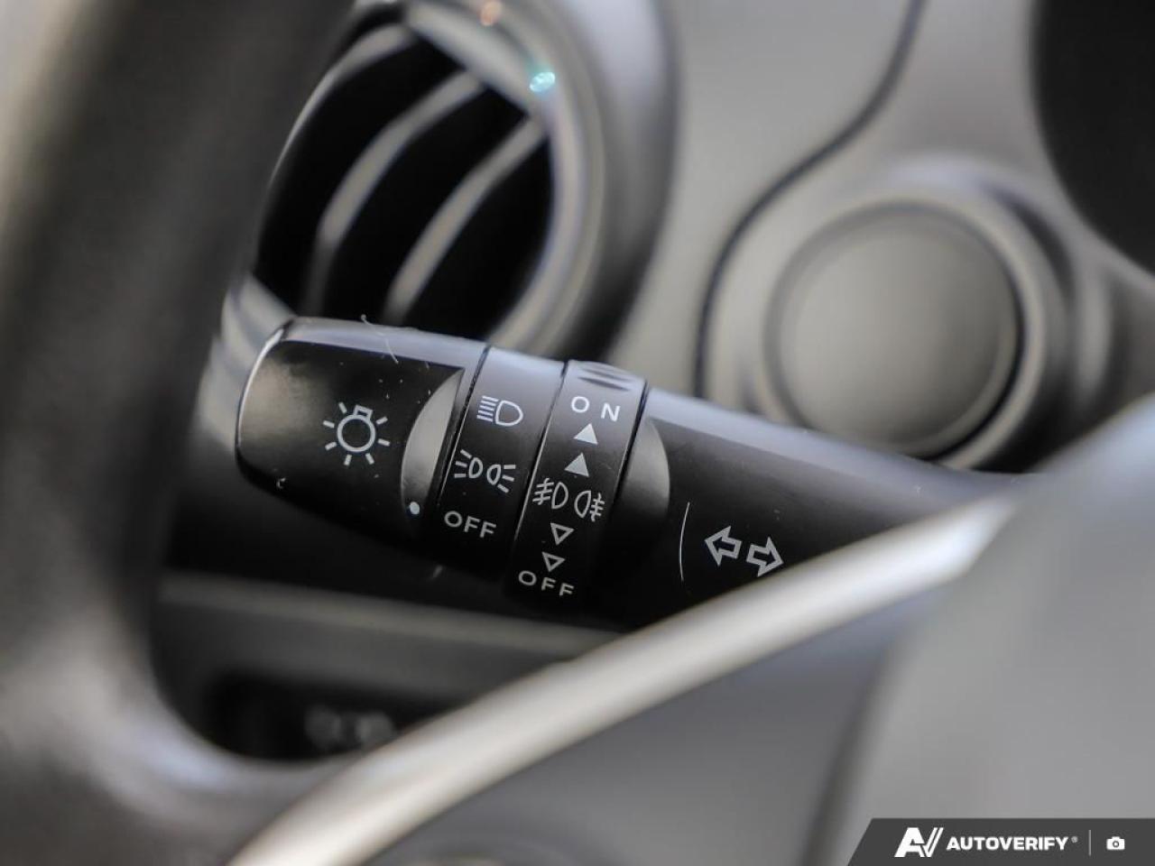 2020 Mitsubishi Mirage ES CVT, LOW KM'S, REARVIEW CAMERA, BLUETOOTH, USB Photo