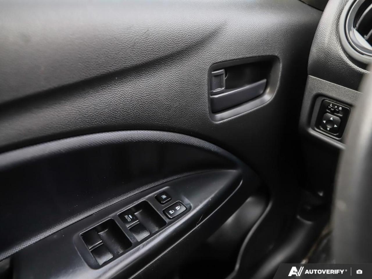 2020 Mitsubishi Mirage ES CVT, LOW KM'S, REARVIEW CAMERA, BLUETOOTH, USB Photo