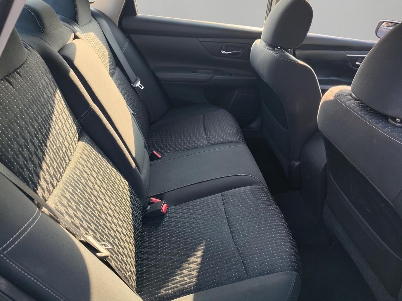 2016 Nissan Altima 2.5 S Photo