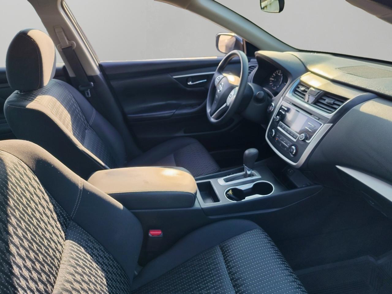 2016 Nissan Altima 2.5 S Photo