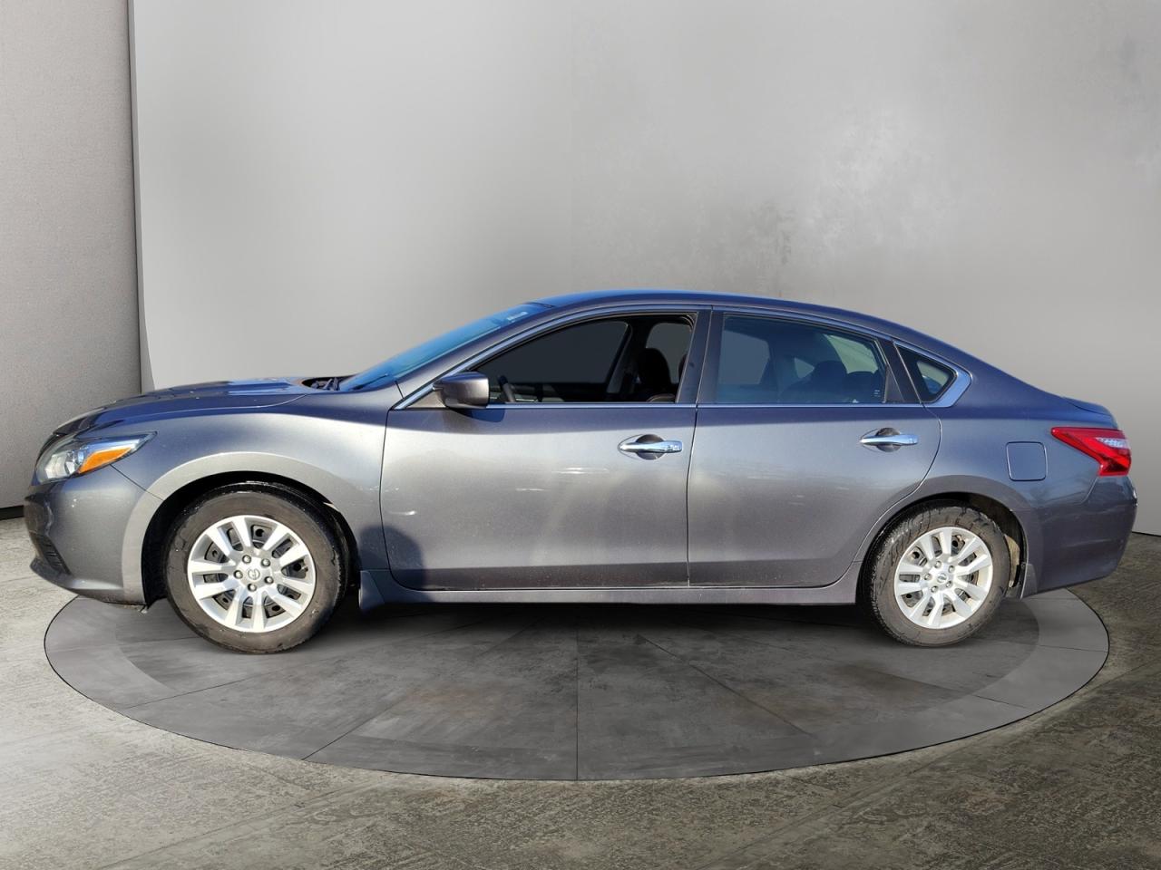 2016 Nissan Altima 2.5 S Photo