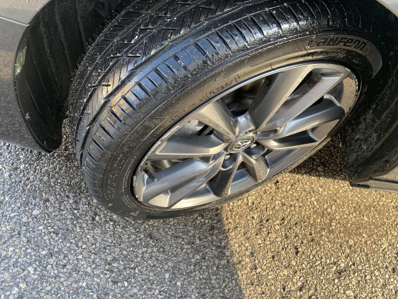 2023 Mazda MAZDA3 GT/ ONE OWNER / NO ACCIDENT / DEALER MAINTAINED / Photo