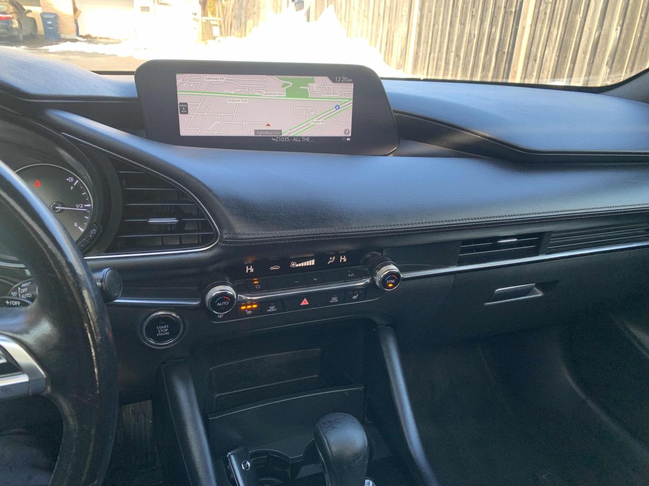 2023 Mazda MAZDA3 GT/ ONE OWNER / NO ACCIDENT / DEALER MAINTAINED / Photo