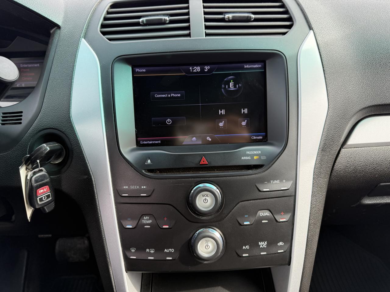 2013 Ford Explorer XLT Photo