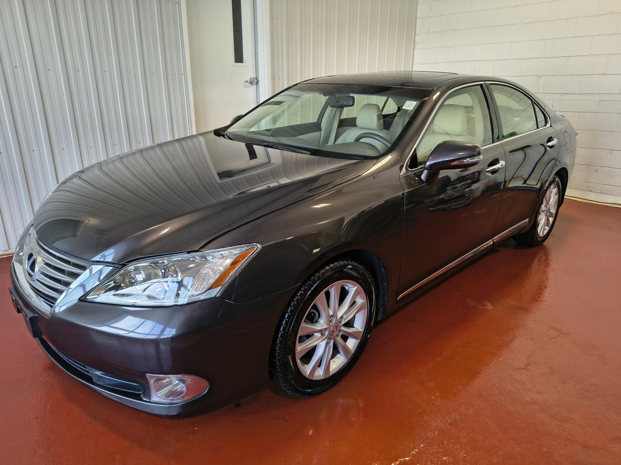 2012 Lexus ES 350  Photo