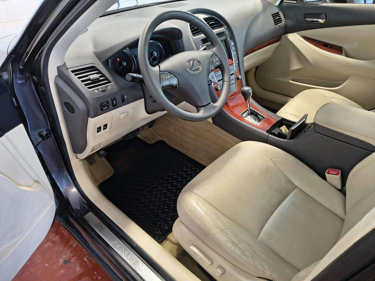 2012 Lexus ES 350  Photo0