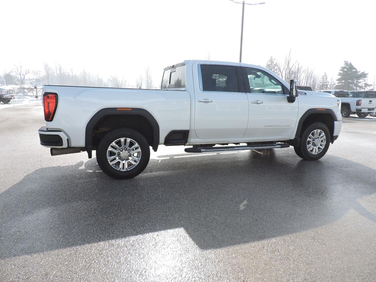 2021 GMC Sierra 2500 Denali Duramax 4X4 Leather Sunroof Well Oiled Body Photo4