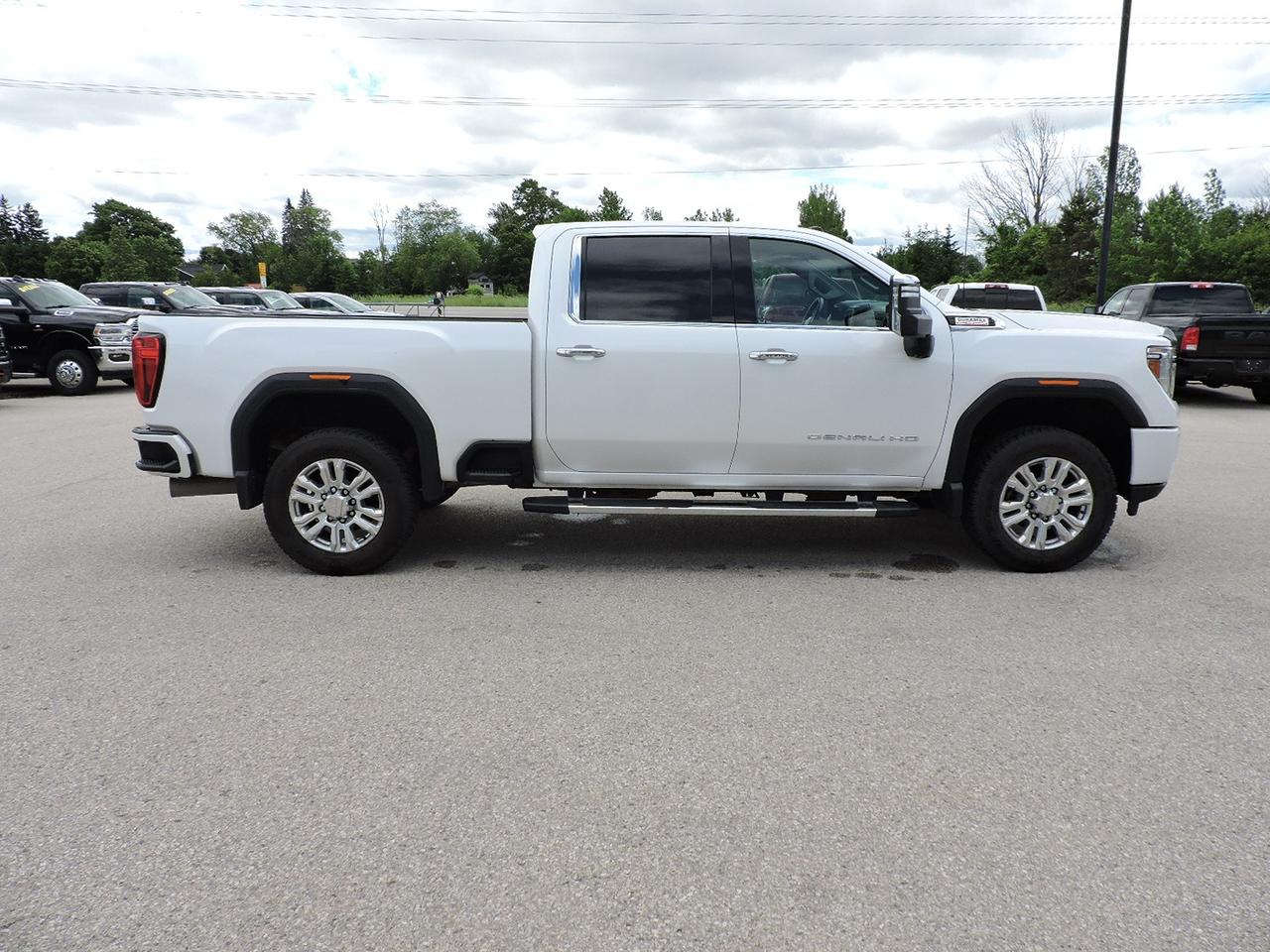 2021 GMC Sierra 2500 Denali Duramax 4X4 Leather Sunroof Well Oiled Body Photo