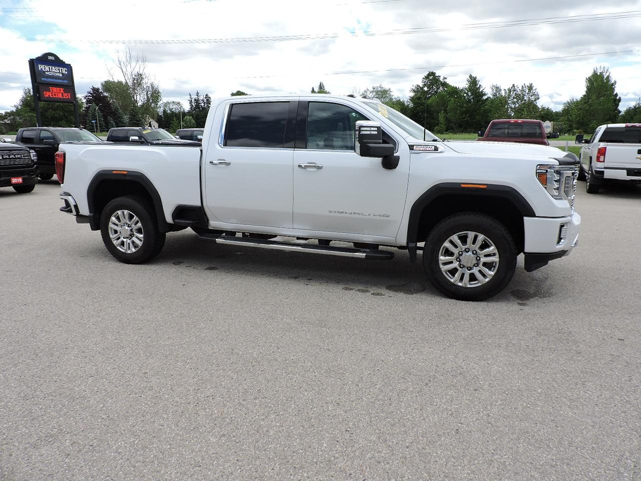 2021 GMC Sierra 2500 Denali Duramax 4X4 Leather Sunroof Well Oiled Body Photo