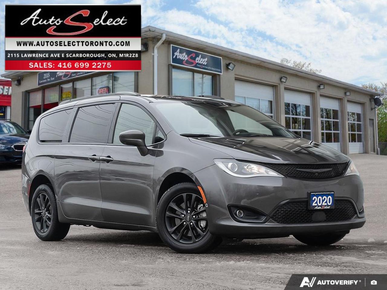 2020 Chrysler Pacifica Touring-L Plus AWD "S" Sport Model - DVD Entertainment Pkg Photo0
