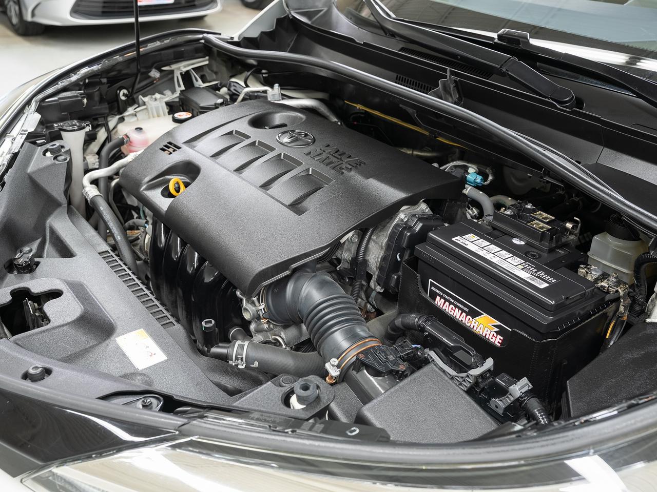 2020 Toyota C-HR XLE PREMIUM | BSM | ACC | Heated Seats | CarPlay Photo