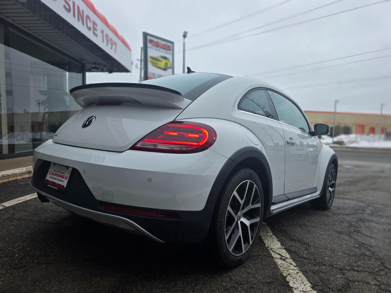 2017 Volkswagen Beetle 1.8 TSI Dune DUNE EDITION | Accident Free | Pano Roof Photo