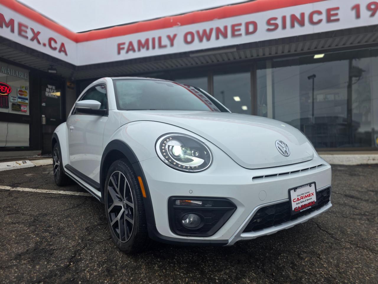 2017 Volkswagen Beetle 1.8 TSI Dune DUNE EDITION | Accident Free | Pano Roof Photo
